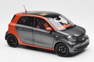 Smart Forfour W453 Lava Orange Graphite Grey Norev 1:18 B66960298 Diecast — photo 6 of 8