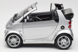 Smart Fortwo W450 Brabus Cabrio Silver Dealer Edition Kyosho 1:18 0017769V001C05Q00 Diecast — photo 4 of 8
