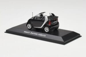 Smart Fortwo Cabrio Deep Black Minichamps 1:43 Q0022561V001C18Q00 Diecast — photo 3 of 4