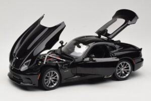 SRT Viper GTS Black Maisto 1:18 31128 Diecast — photo 2 of 8