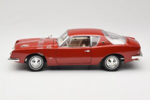Studebaker Avanti Red Solido 1:18 421183270 Diecast — photo 4 of 8