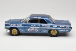Pontiac Catalina Super Duty Super Stock #655 Blue 1962 Auto World 1:18 AW201/06 Diecast — photo 4 of 8