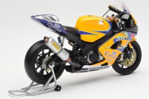 Suzuki GSX-R 1000 Team Alstare Corona Extra T. Corser WSB 2005 Minichamps 1:12 122052211 Diecast — photo 3 of 6