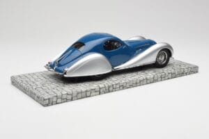 Talbot-Lago T150 C-SS Coupe Blue Silver Minichamps 1:18 107117122 Resin — photo 2 of 6