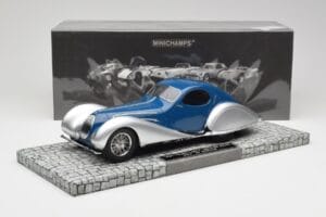 Talbot-Lago T150 C-SS Coupe Blue Silver Minichamps 1:18 107117122 Resin — photo 6 of 6