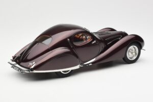 Talbot-Lago T150 C-SS Figoni & Falaschi Teardrop Dark Bordeaux Metallic CMC 1:18 M-179 Diecast — photo 5 of 6