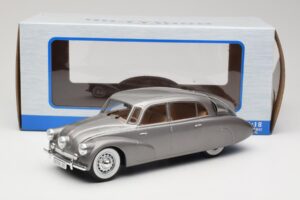 Tatra 87 Grey MCG 1:18 MCG18068 Diecast — photo 6 of 6