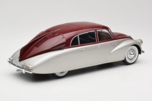 Tatra 87 Silver & Dark Red MCG 1:18 MCG18067 Diecast — photo 2 of 6