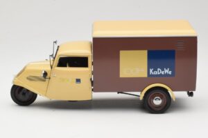 Tempo Hanseat 100 Jahre KaDeWe Minichamps 1:18 686354688 Diecast — photo 4 of 8