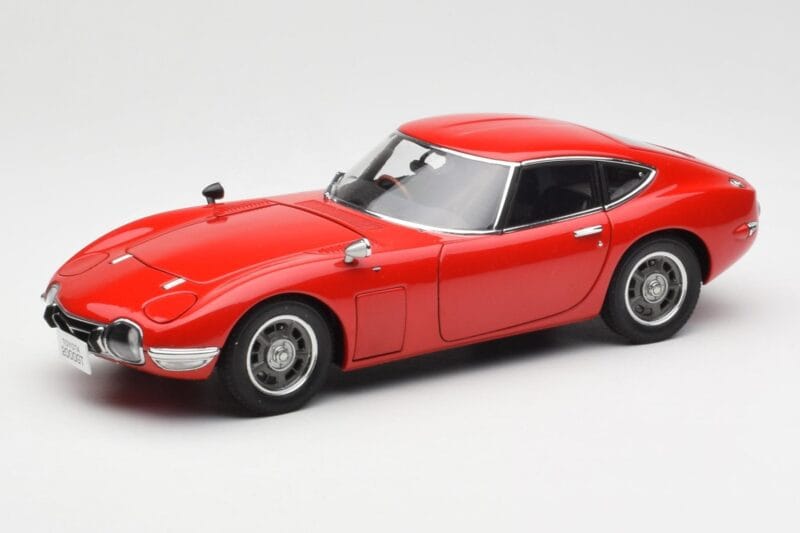 Toyota 2000 GT Red AUTOart 1:18 78741 Diecast