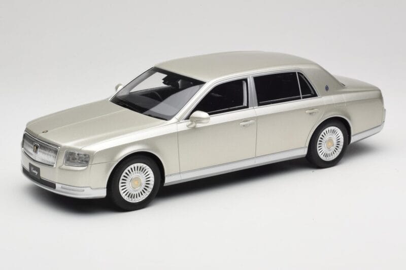 Toyota Century Silver Metallic Kyosho 1:18 KSR18036S Diecast
