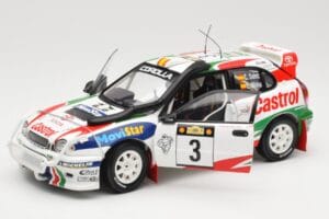 Toyota Corolla WRC #3 C. Sainz / L. Moya Safari Rally 1999 AUTOart 1:18 89982 Diecast — photo 2 of 8