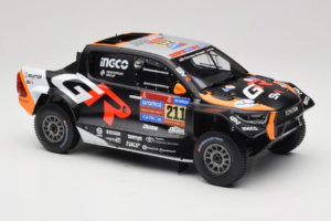 Toyota GR DKR Hilux Evo #211 H. Lategan / B. Cummings Rally Dakar 2025 IXO 1:18 18RMC237 Diecast — photo 4 of 6