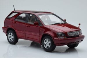 Toyota Harrier Red Metallic AUTOart 1:18 70035 Diecast — photo 6 of 8