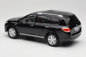 Toyota Highlander XU40 Black Paudi Model 1:18 2043612-B1 Diecast — photo 7 of 8