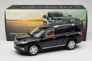 Toyota Highlander XU40 Black Paudi Model 1:18 2043612-B1 Diecast — photo 8 of 8