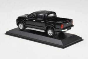 Toyota Hilux Black Minichamps 1:43 400166662 Diecast — photo 3 of 4