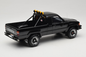 Toyota Hilux N60 SR5 Pickup Black Otto 1:18 OT481B Resin — photo 2 of 6