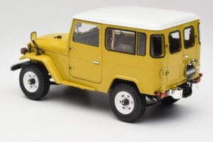 Toyota Land Cruiser FJ40 Mustard Yellow Kyosho 1:18 08971Y Diecast — photo 7 of 8