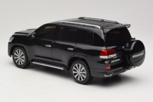 Toyota Land Cruiser LC200 Black Kengfai 1:18 KF024-13 Diecast — photo 7 of 8