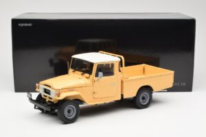 Toyota Land Cruiser Pickup Beige Kyosho 1:18 08958BE Diecast — photo 8 of 8