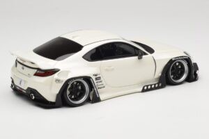 Toyota Pandem GR86 ZN8 Crystal White GT Spirit 1:18 GT498 Resin — photo 2 of 6