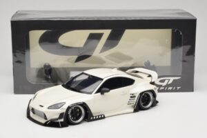 Toyota Pandem GR86 ZN8 Crystal White GT Spirit 1:18 GT498 Resin — photo 6 of 6