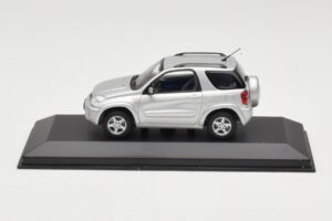 Toyota RAV4 XA20 Silver Light Interior Minichamps 1:43 31434205 Diecast