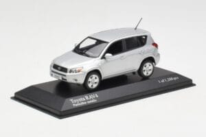 Toyota RAV4 XA30 Silver Minichamps 1:43 400166570 Diecast — photo 2 of 4