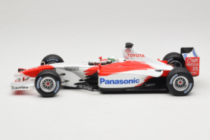 Toyota TF102 #25 A. McNish Panasonic Toyota Racing Showcar 2002 Minichamps 1:18 103020075 Diecast — photo 3 of 6