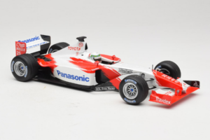 Toyota TF102 #25 A. McNish Panasonic Toyota Racing Showcar 2002 Minichamps 1:18 103020075 Diecast — photo 4 of 6
