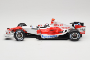 Toyota TF105 #16 J. Trulli Panasonic Toyota Racing 2005 Minichamps 1:18 100050016 Diecast — photo 3 of 7