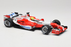 Toyota TF105 #17 R. Schumacher Panasonic Toyota Racing 2005 Minichamps 1:18 100050017 Diecast — photo 4 of 7