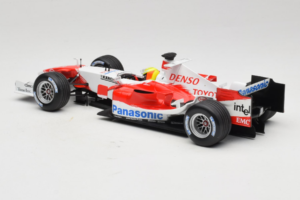 Toyota TF105 #17 R. Schumacher Panasonic Toyota Racing 2005 Minichamps 1:18 100050017 Diecast — photo 5 of 7