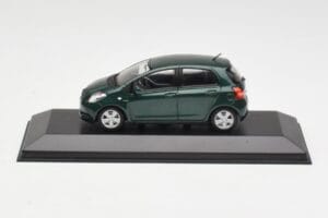 Toyota Yaris XP10 Oxford Green Minichamps 1:43 400166501 Diecast