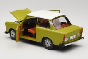 Trabant 601 Green Sun Star 1:18 4289 Diecast — photo 5 of 8