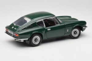 Triumph GT6 Mk3 Green Sun Star 1:18 1055 Diecast — photo 3 of 8