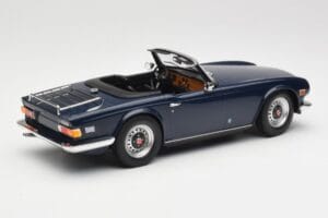 Triumph TR6 PI Dark Blue Minichamps 1:18 155132032 Diecast — photo 2 of 6