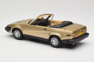 Triumph TR7 DHC Gold BoS Models 1:18 BOS221 Resin — photo 5 of 6