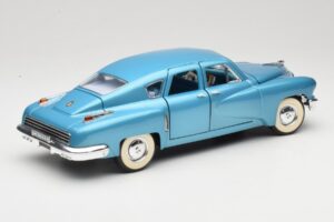 Tucker Torpedo Blue Road Signature 1:18 92268 Diecast — photo 3 of 8