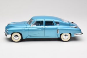 Tucker Torpedo Blue Road Signature 1:18 92268 Diecast — photo 4 of 8