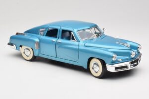 Tucker Torpedo Blue Road Signature 1:18 92268 Diecast — photo 6 of 8
