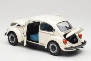 Volkswagen 1200 Jeans Bug White Minichamps 1:18 150057101 Diecast — photo 5 of 8