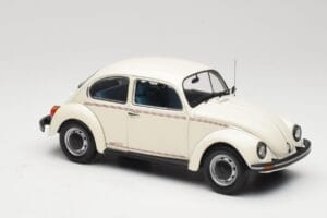 Volkswagen 1200 Jeans Bug White Minichamps 1:18 150057101 Diecast — photo 6 of 8