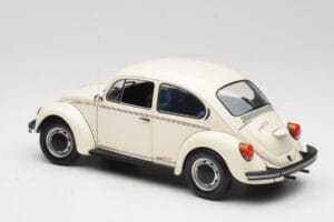 Volkswagen 1200 Jeans Bug White Minichamps 1:18 150057101 Diecast — photo 7 of 8