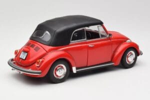 Volkswagen 1302 LS Cabriolet Red Revell 1:18 08470 Diecast — photo 3 of 8