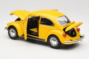 Volkswagen Beetle 1200 Yellow Minichamps 1:18 150057106 Diecast — photo 5 of 8