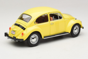 Volkswagen Beetle Emma's Car Once Upon a Time GreenLight 1:18 12993 Diecast — photo 2 of 6