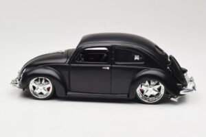 Volkswagen Beetle Type 1 Black Maisto 1:18 31018 Diecast — photo 4 of 8
