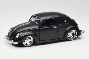 Volkswagen Beetle Type 1 Black Maisto 1:18 31018 Diecast